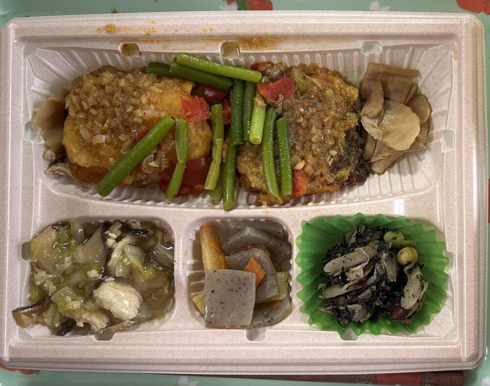 山椒香る白身魚のxoだれ、鶏ひき肉と白菜のトロトロ煮 等の画像
