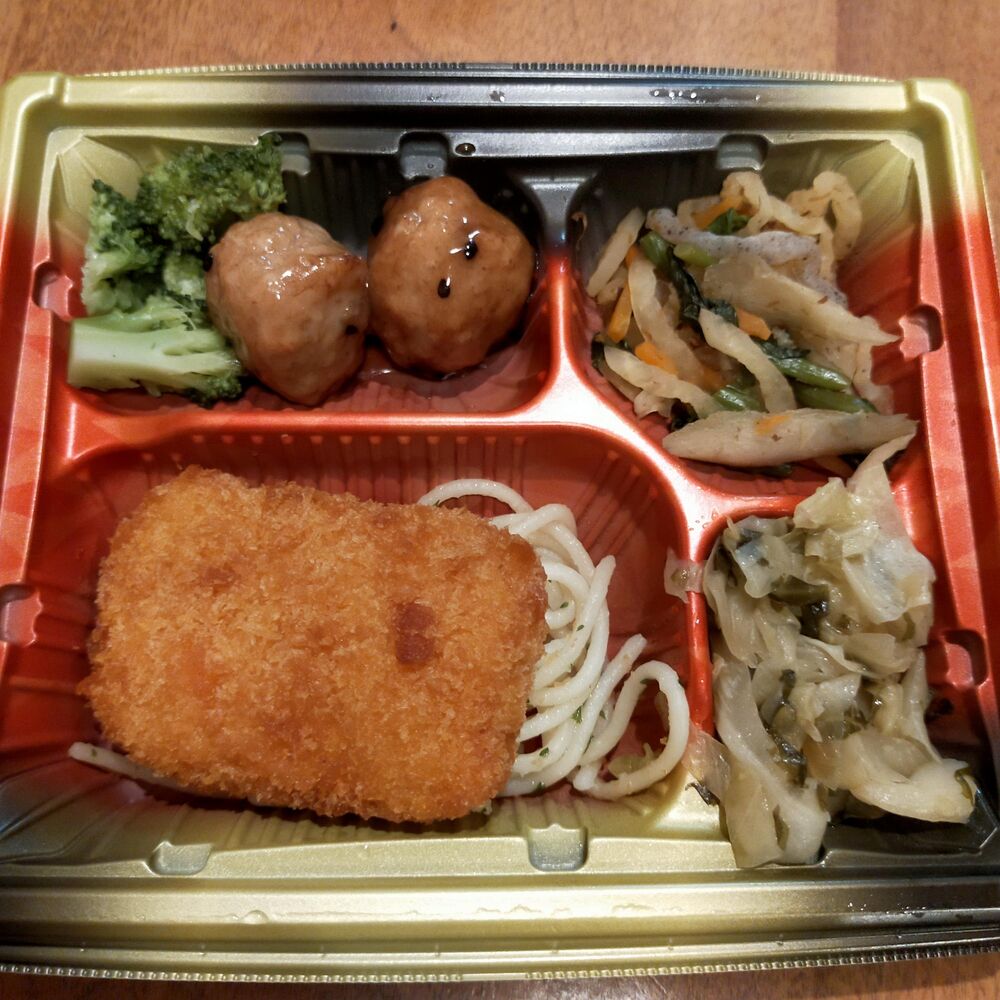 エビカツ、肉団子 等の画像