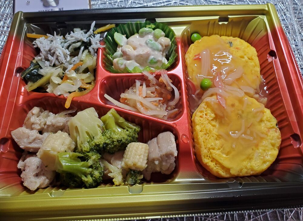 玉子焼き甘酢あん、鶏肉とヤングコーンのバター醤油炒め 等の画像