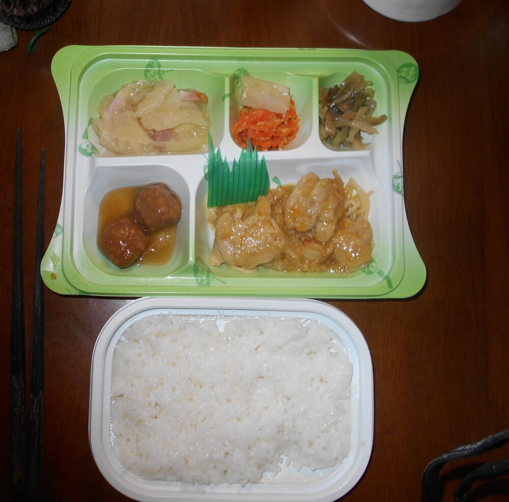 若鶏のカレー焼き、ペペロンチーノ 等の画像