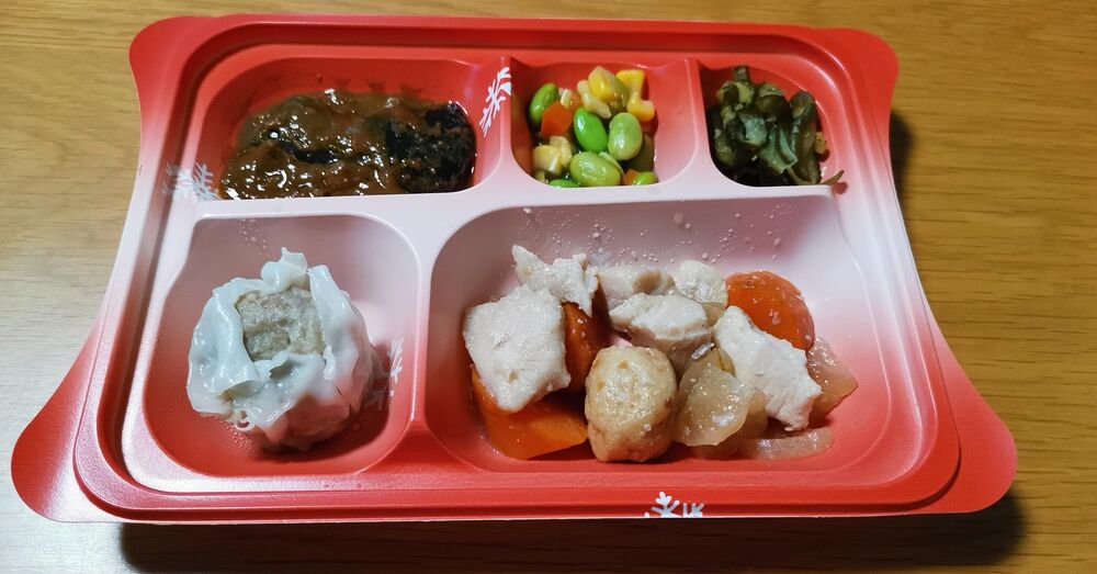 鶏肉の炊き合わせ、しゅうまい 等の画像