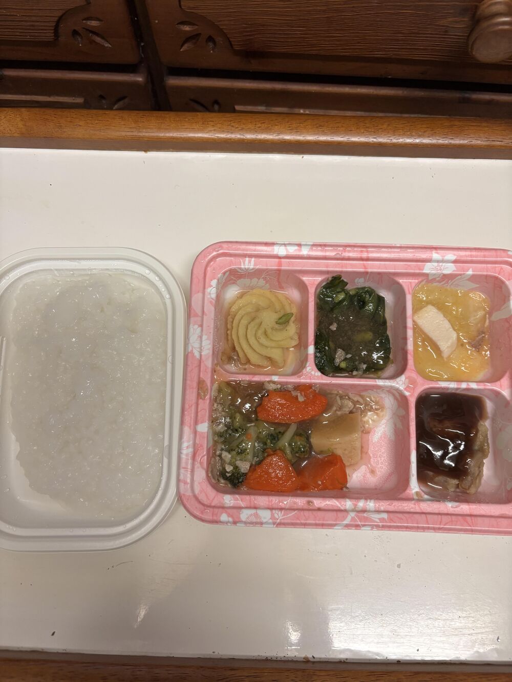 八宝菜、マッシュポテト 等の画像