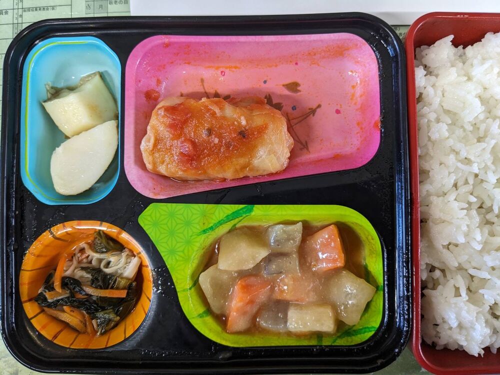 洋風ロールキャベツ、じゃがバター 等の画像