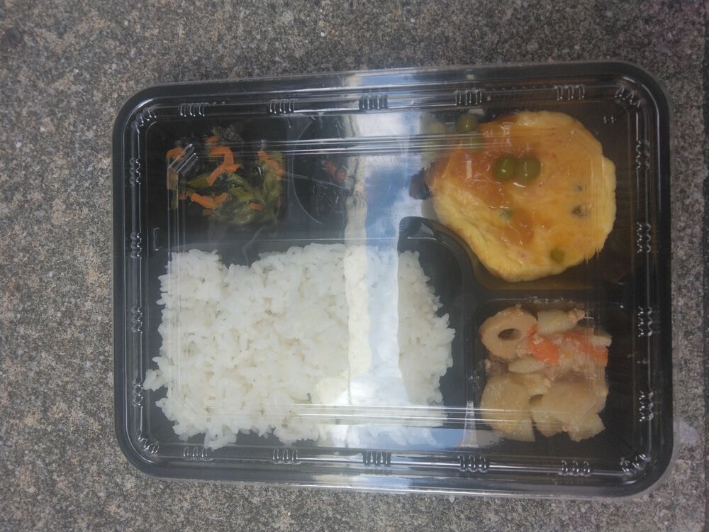カニ玉あんかけ、しろ菜のお浸し 等の画像