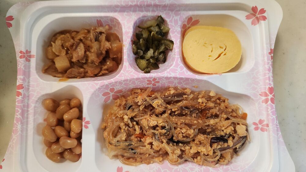 麻婆春雨、大豆の甘煮 等の画像