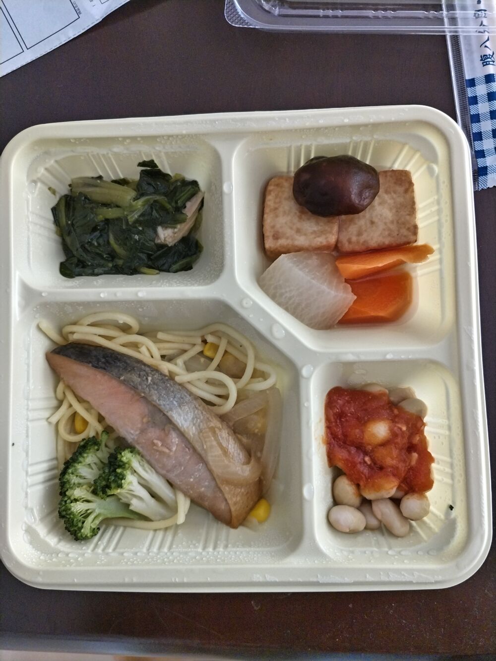 鮭、ブロッコリー 等の画像