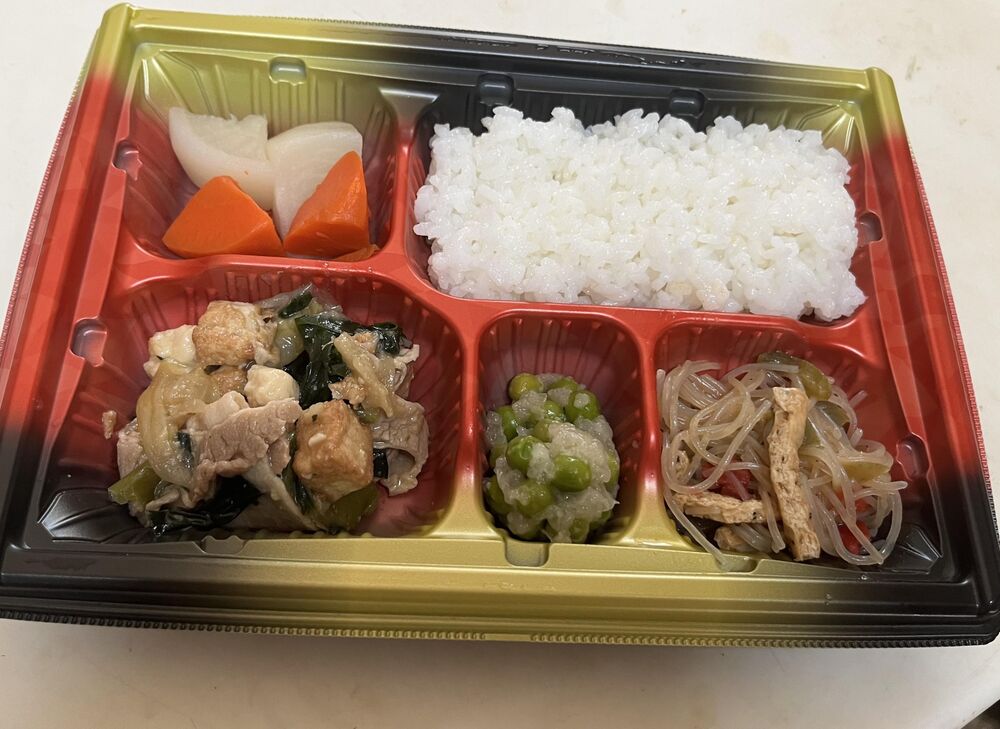 豚肉と絹揚げのオイスター煮、白飯 等の画像