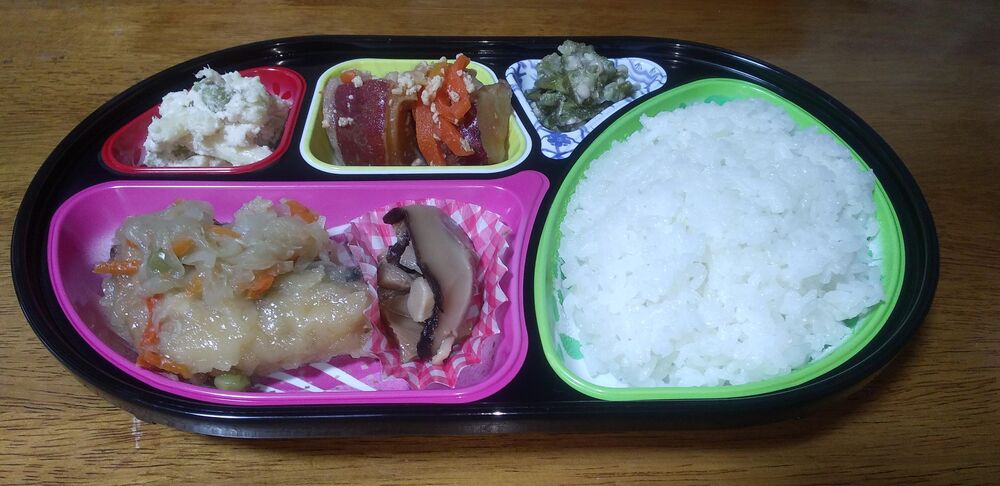 揚げサバの野菜あんかけ、オクラの胡麻和え 等の画像